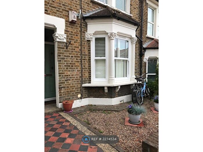 2 Bedroom Flat To Rent In Fairthorn Road, London, SE7