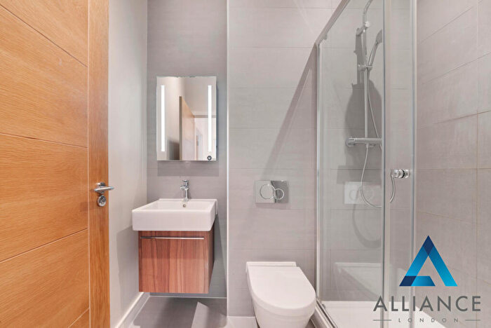 1 Bedroom Flat To Rent In Scimitar House, Eastern Road, Romford, Essex, RM1