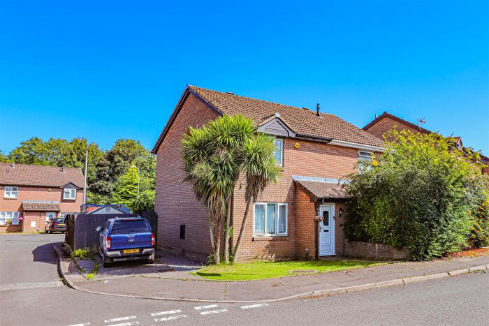 3 Bedroom Semi-Detached House For Sale In Nant Y Pepra, Cardiff, CF5