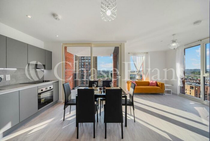 2 Bedroom Flat To Rent In Shearwater Drive, Hendon Waterside, Hendon, London, NW9