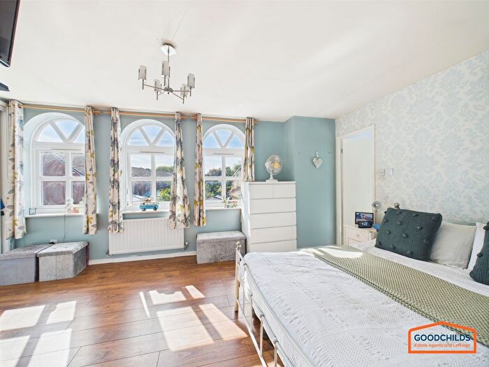 4 Bedroom Detached House For Sale In Fairburn Crescent, Pelsall, WS3
