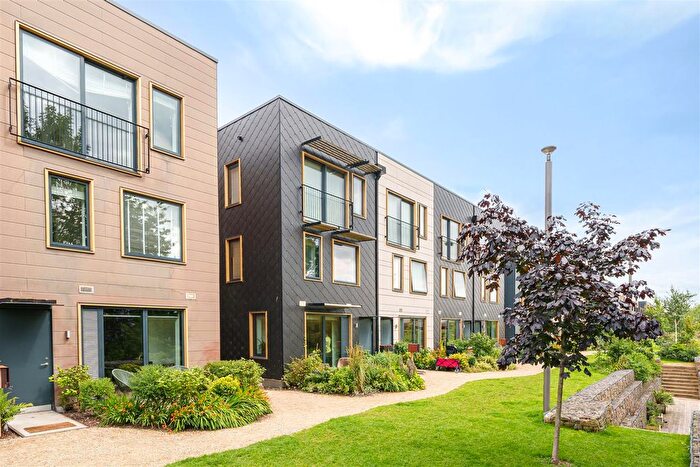 4 Bedroom Town House To Rent In Secret Garden, Leeds, LS9