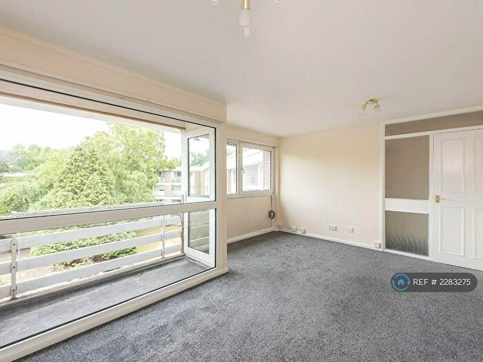 2 Bedroom Flat To Rent In Lemsford Road, St. Albans, AL1