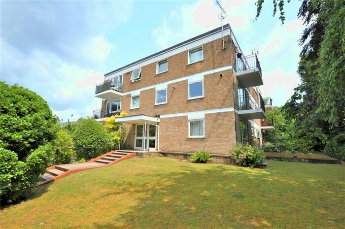 1 Bedroom Apartment To Rent In Compton Court, Upper Edgeborough, Guildford, Surrey, GU1