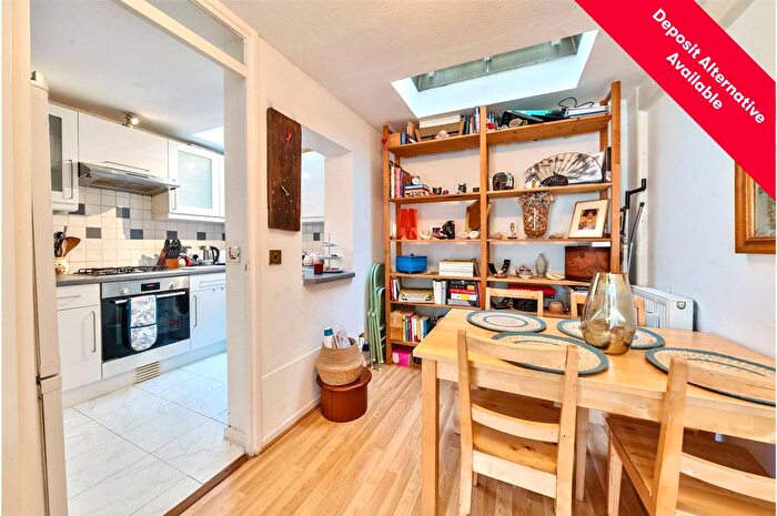 1 Bedroom Terraced House To Rent In Kennet Close, London, SW11