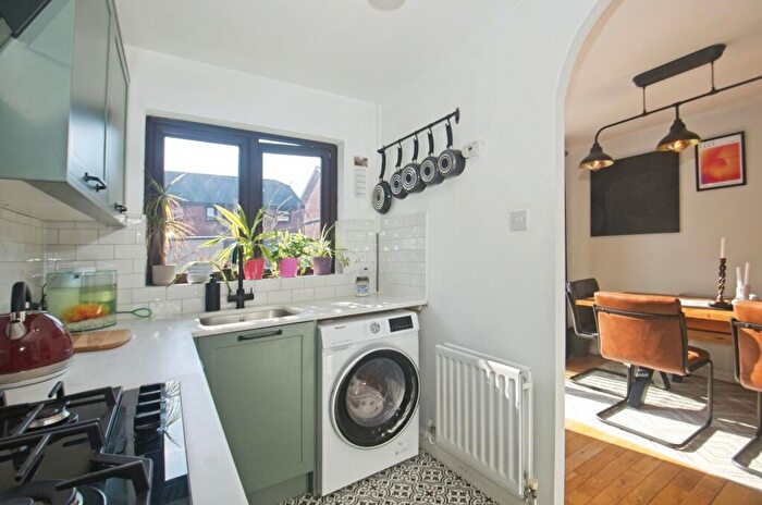 3 Bedroom Terraced House For Sale In Thornaby Court, Craiglee Drive, Cardiff, CF10