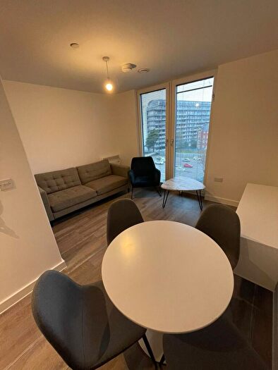 2 Bedroom Flat To Rent In Kinetic, - Talbot Road, Old Trafford, M16