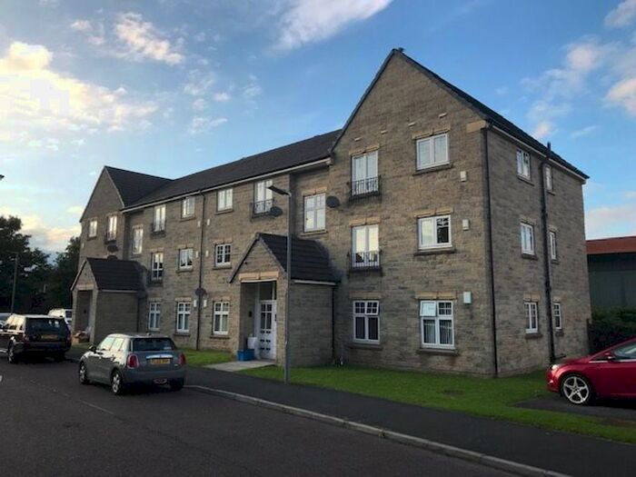 2 Bedroom Flat To Rent In Lisbon Drive, Burnley, BB11