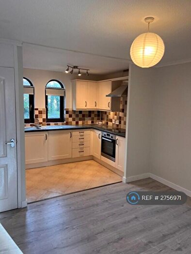 2 Bedroom Flat To Rent In The Drive, Peterborough, PE3