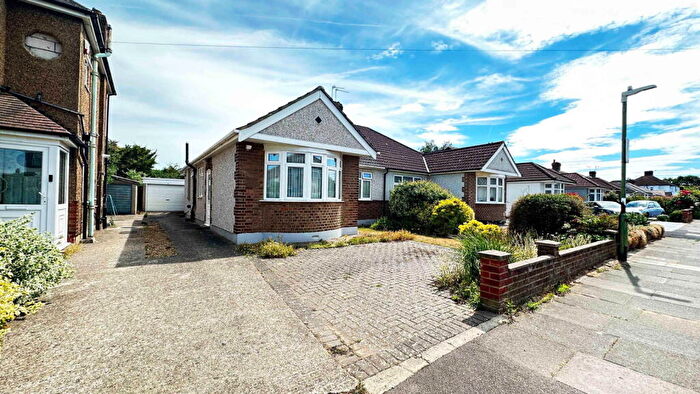 2 Bedroom Semi-Detached Bungalow For Sale In Denver Road, Dartford, DA1