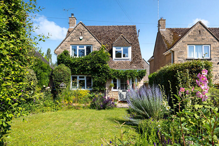 3 Bedroom Detached House For Sale In Down Ampney, Cirencester, GL7