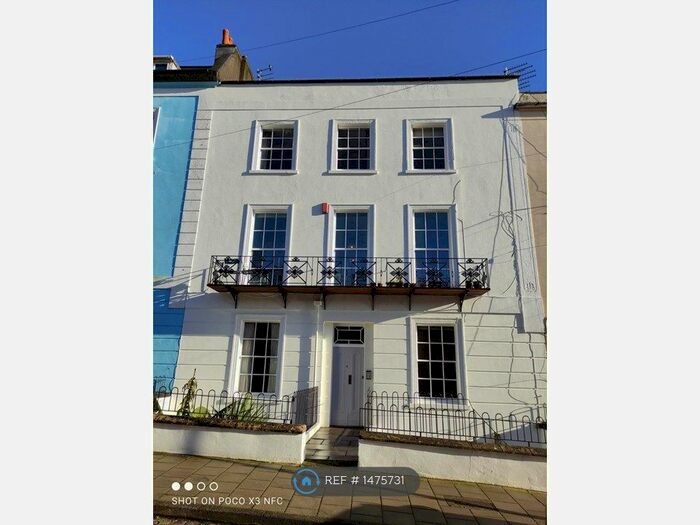 1 Bedroom Flat To Rent In Clifton, Bristol, BS8