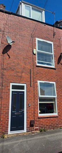 3 Bedroom Property To Rent In St. Georges Street, Heyrod, Stalybridge, SK15