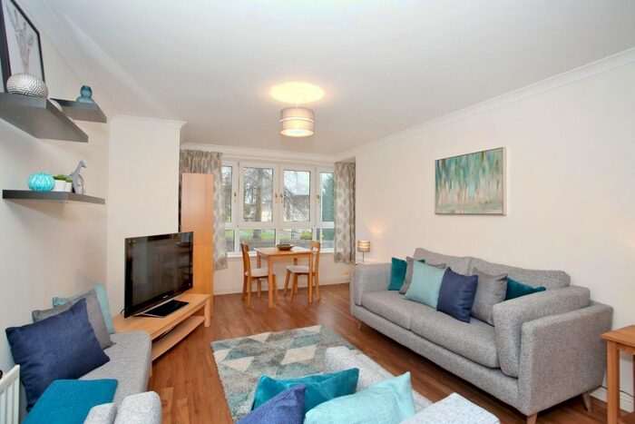 2 Bedroom Flat To Rent In King's Gate, Aberdeen, AB15