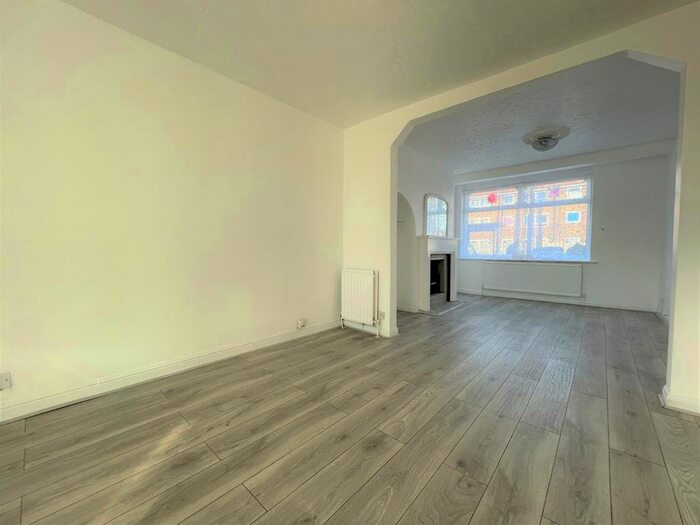 3 Bedroom Terraced House To Rent In Ordnance Road, Enfield, EN3