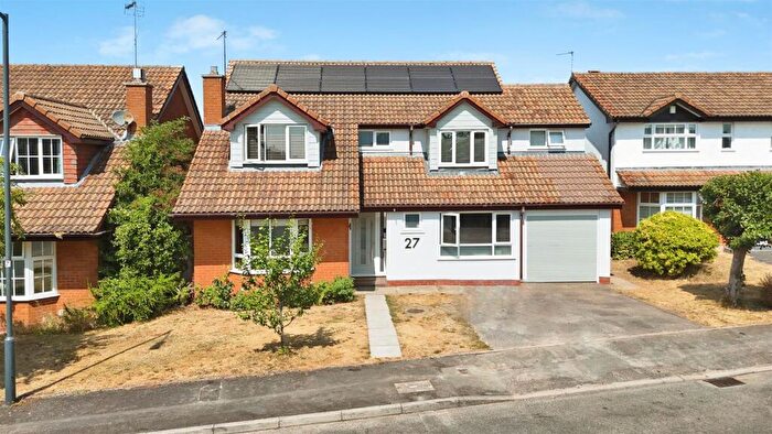 4 Bedroom Detached House For Sale In Lamintone Drive, Leamington Spa, CV32