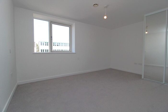 2 Bedroom Apartment To Rent In Hutton Road, Shenfield, CM15