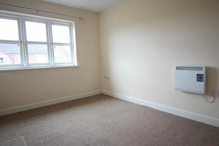 2 Bedroom Flat To Rent In Braunston Close, Hunsbury Hill -, NN4
