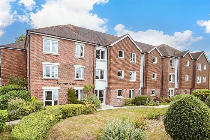1 Bedroom Flat For Sale In Grange Road, Uckfield, East Sussex, TN22