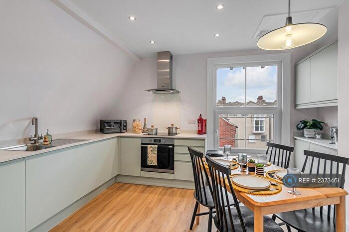 2 Bedroom Flat To Rent In Church Street, Cromer, NR27