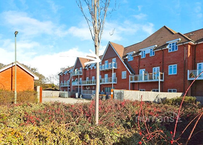 1 Bedroom Apartment For Sale In West Wing, Bramall Place, Jubilee Drive, Church Crookham, GU52
