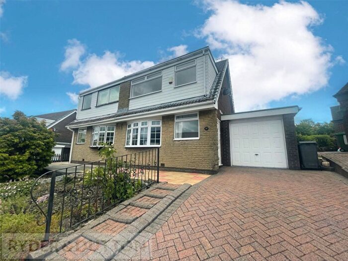 3 Bedroom Semi-Detached House To Rent In Seven Acres, Delph, Oldham, Greater Manchester, OL3