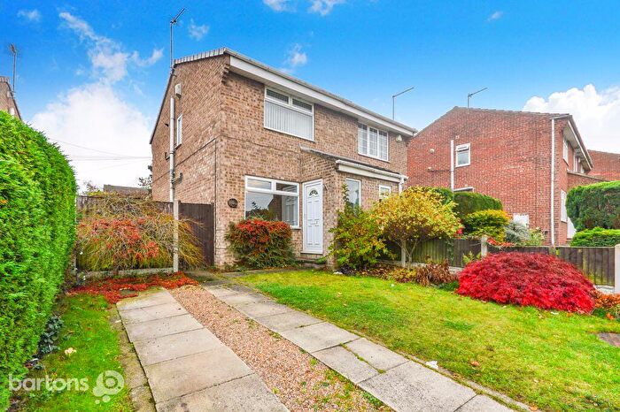 2 Bedroom Semi-Detached House For Sale In Fleming Way, Flanderwell, S66