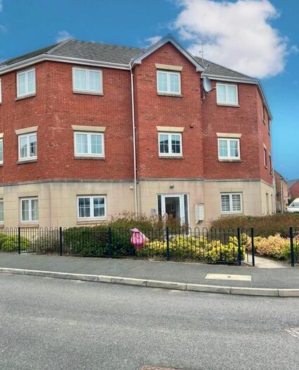 2 Bedroom Flat To Rent In Six Mills Avenue, Gorseinon, Swansea, SA4