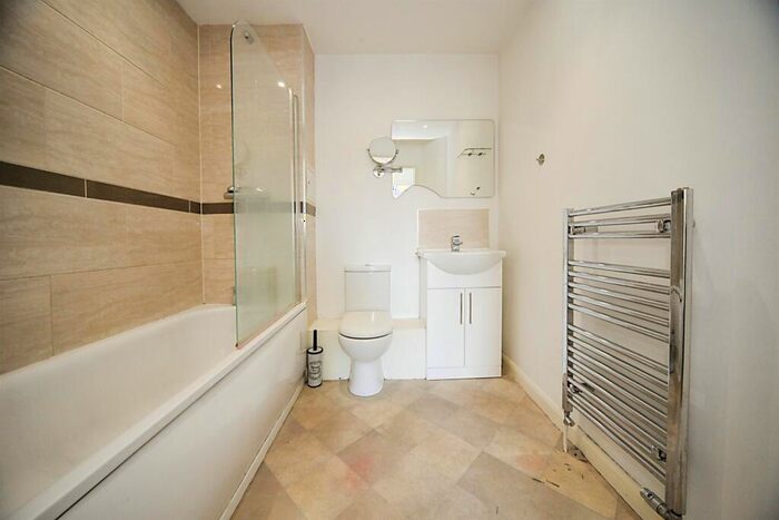 1 Bedroom Flat For Sale In Dudley Street, Luton, LU2