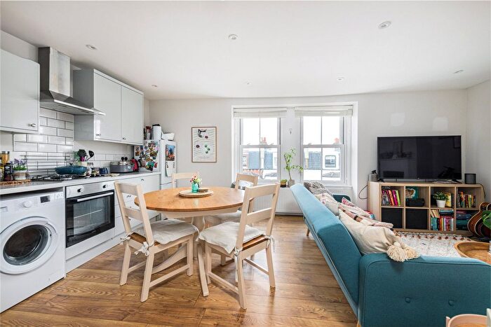 1 Bedroom Flat To Rent In Hurlingham Road, SW6