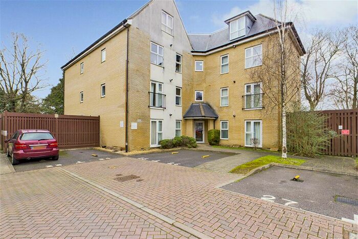 1 Bedroom Flat To Rent In Lindoe Close, Southampton, SO15