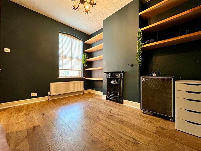 2 Bedroom Terraced House To Rent In Merrivale Road, Smethwick, B66