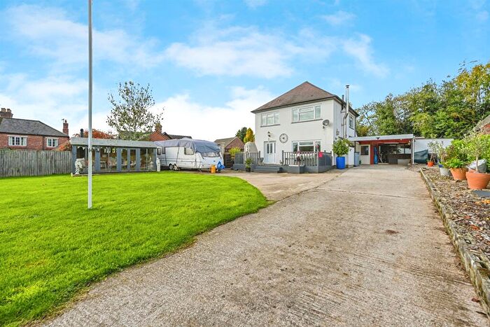 3 Bedroom Detached House For Sale In Lady Hole Lane, Yeldersley, Ashbourne, DE6