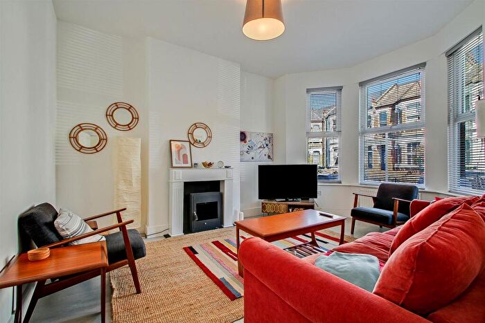 4 Bedroom Terraced House For Sale In Bathurst Gardens, Kensal Rise, London, NW10