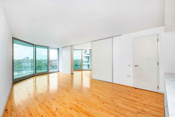 2 Bedroom Apartment To Rent In Albion Riverside, Hester Road, SW11