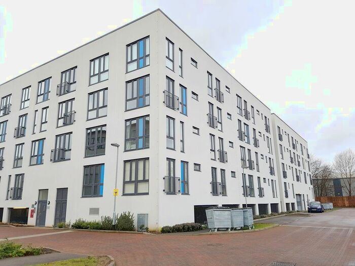 2 Bedroom Flat To Rent In Otto Road, Welwyn Garden City, AL7