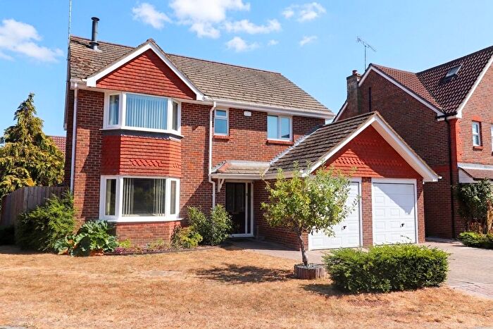 4 Bedroom Detached House For Sale In York Close, Knightwood Park, SO53