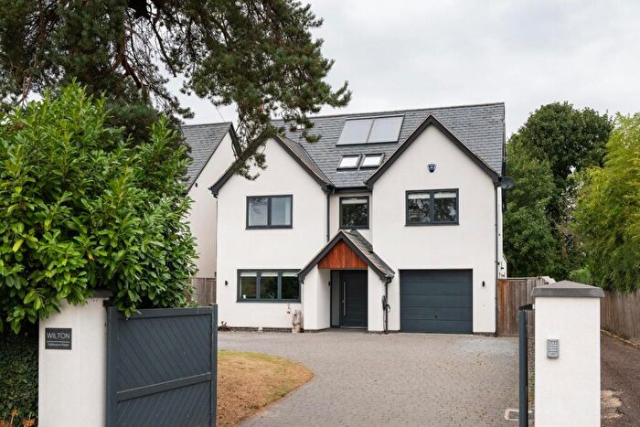 5 Bedroom House To Rent In Tiddington Road, Tiddington, Stratford-Upon-Avon, CV37
