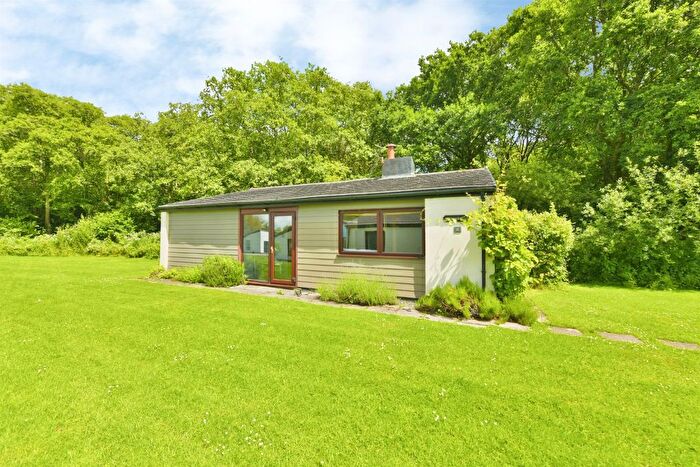 2 Bedroom Park Home For Sale In Cocks Lake Lane, Notter, Saltash, PL12