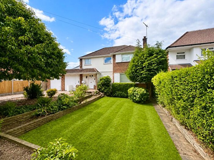 3 Bedroom Detached House For Sale In Maidenhead, Berkshire, SL6
