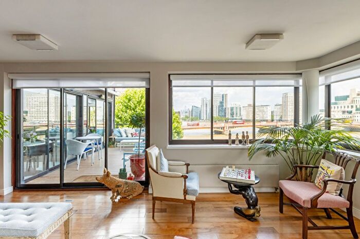 3 Bedroom Flat For Sale In Grosvenor Road, London, SW1V
