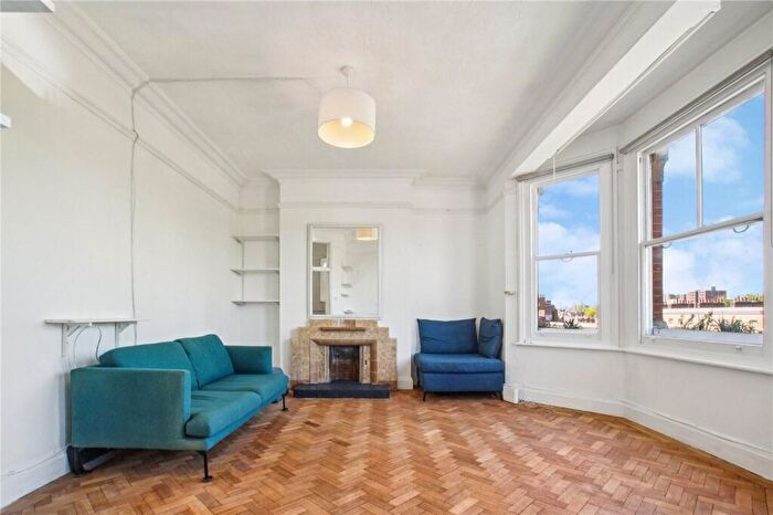4 Bedroom Apartment To Rent In New Cross Road, London, SE14