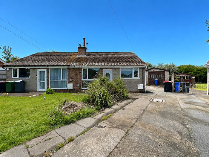 2 Bedroom Bungalow For Sale In Rosslyn Crescent, Preesall, FY6