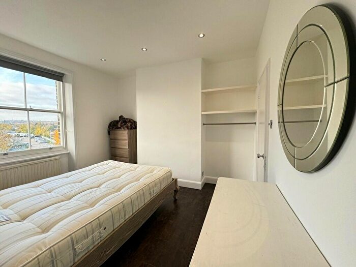 2 Bedroom Apartment To Rent In Kentish Town Road, London, NW5