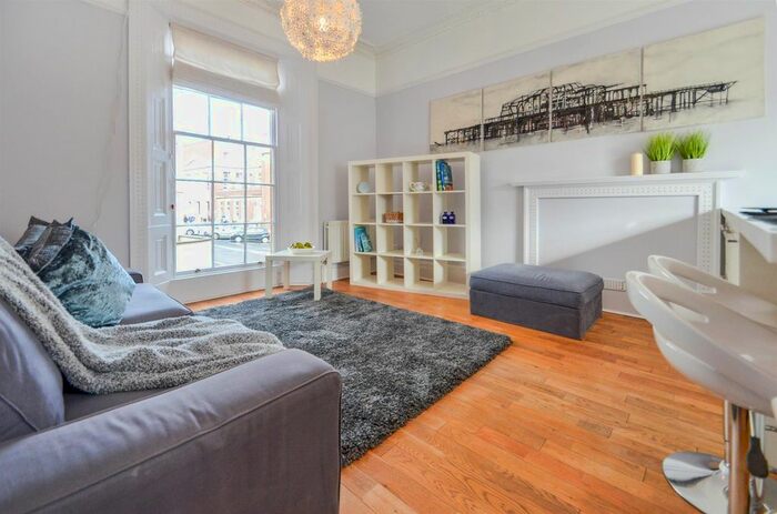 2 Bedroom Flat To Rent In Park Row, Nottingham, NG1