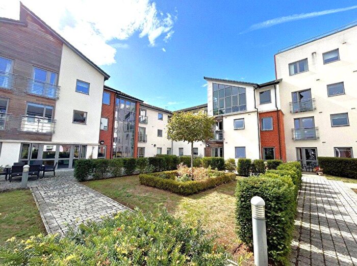 2 Bedroom Retirement Property To Rent In Kings Place, Fleet, Hampshire, GU51