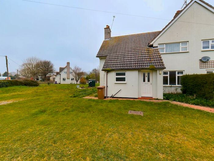 3 Bedroom Semi-Detached House For Sale In Blacksmiths Lane, Reed, Royston, SG8