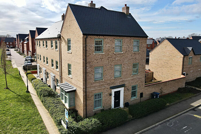4 Bedroom Town House For Sale In Central Avenue, Brampton, Huntingdon, Cambridgeshire, PE28