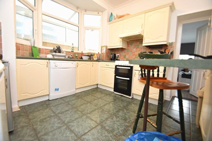 4 Bedroom House To Rent In Jessie Road, Southsea, Hampshire, PO4