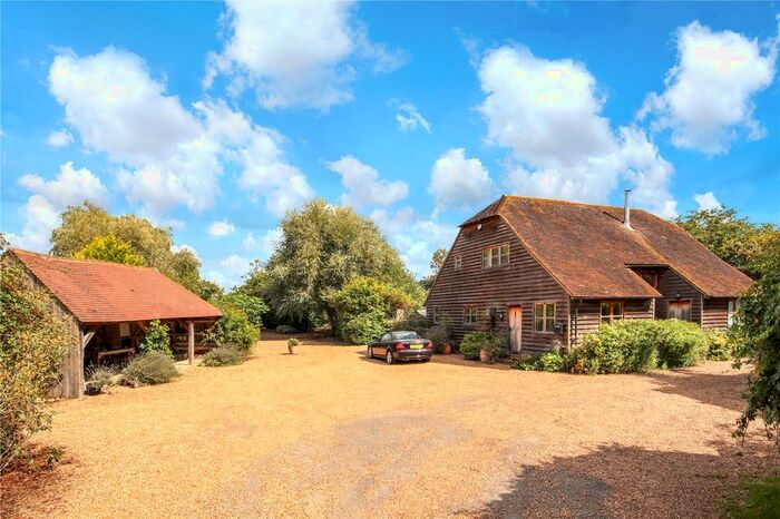3 Bedroom Detached House For Sale In Boarden Lane, Staplehurst, Kent, TN12